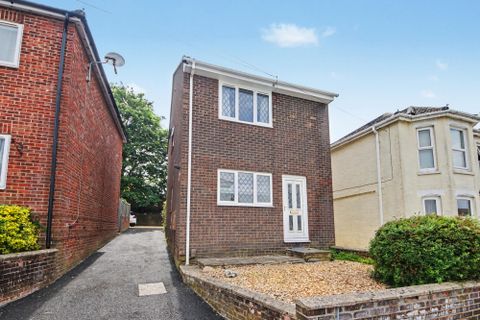 Glen Road, Woolston SO19