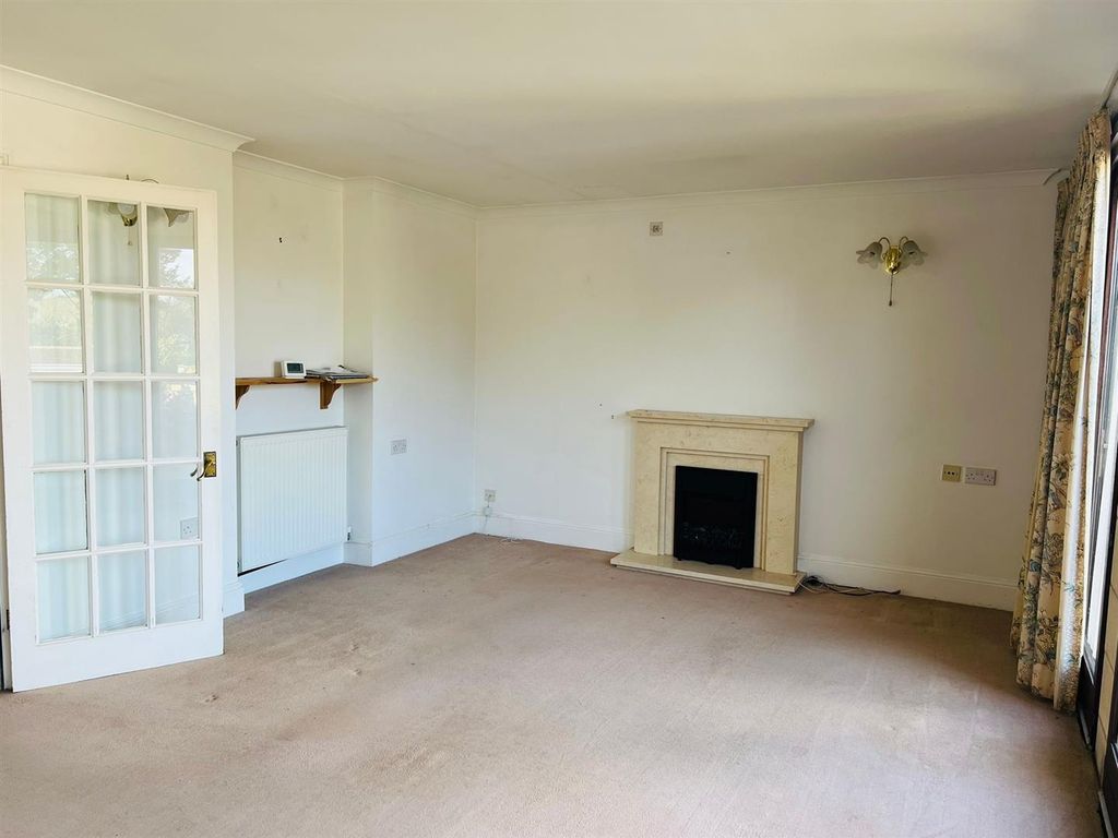 Additional image 4 of 2 bed semi-detached bungalow for saleYarmouth, Isle Of Wight PO41