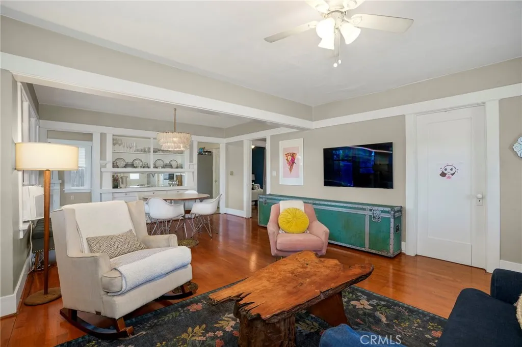 733 Walnut Ave, Long Beach, CA 90813 photo 5