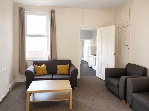Wingrove Gardens, Newcastle Upon Tyne NE4
