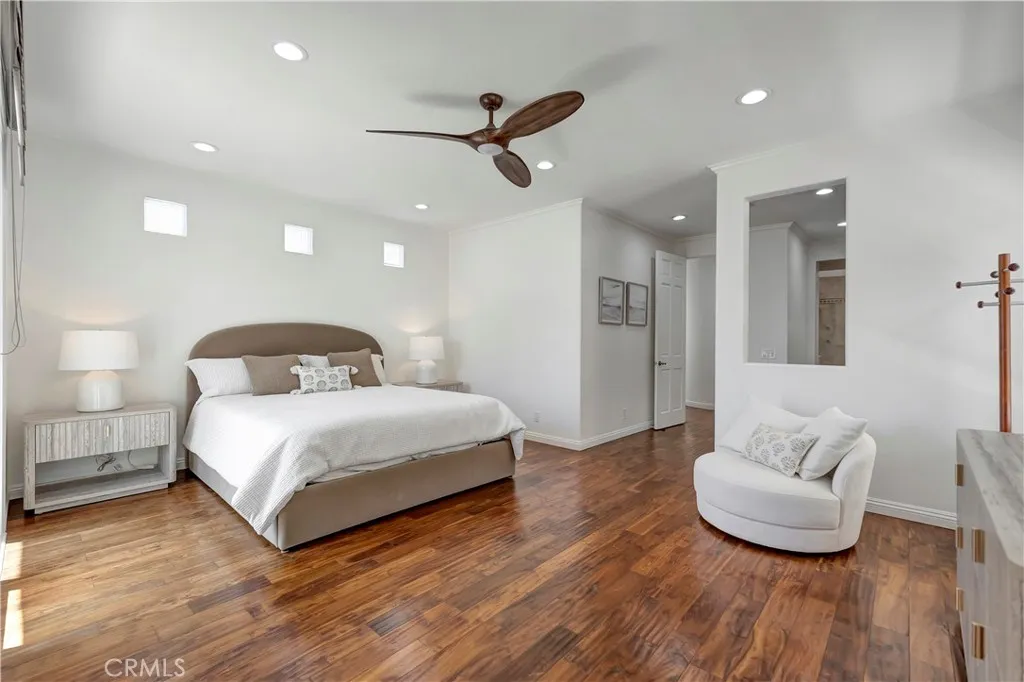 Additional image 47 of 515 20th Street, Huntington Beach, CA 92648