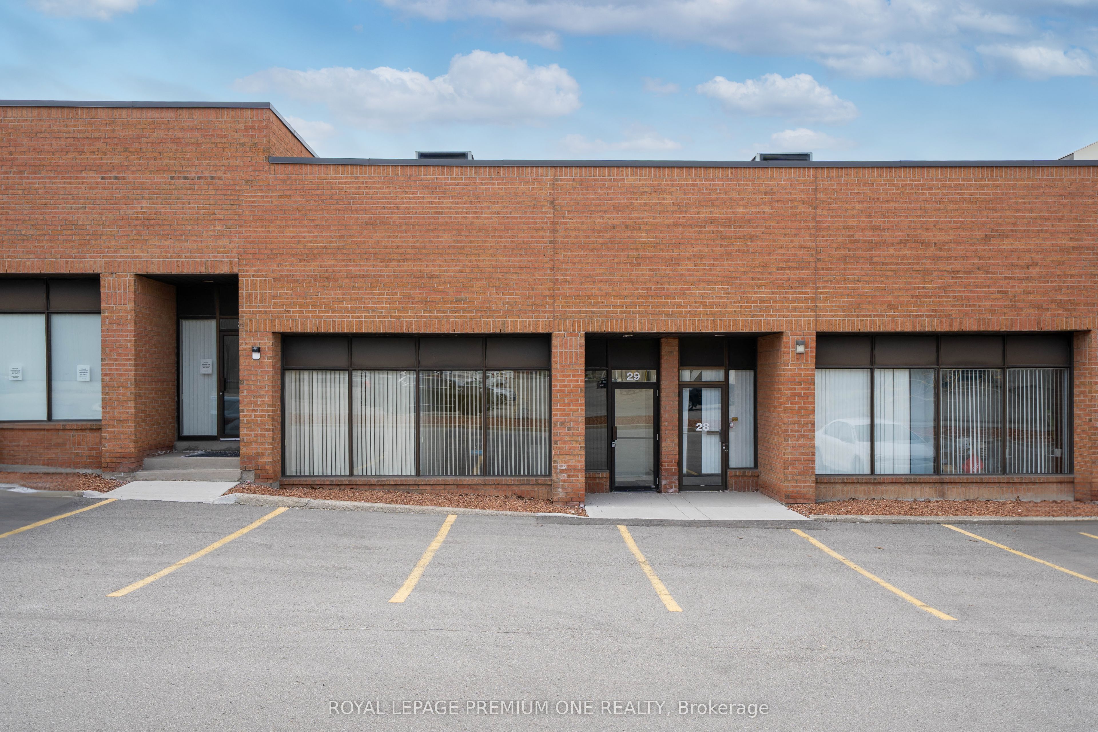 29-1 Whitmore Road, Vaughan, ON, L4L 8G4