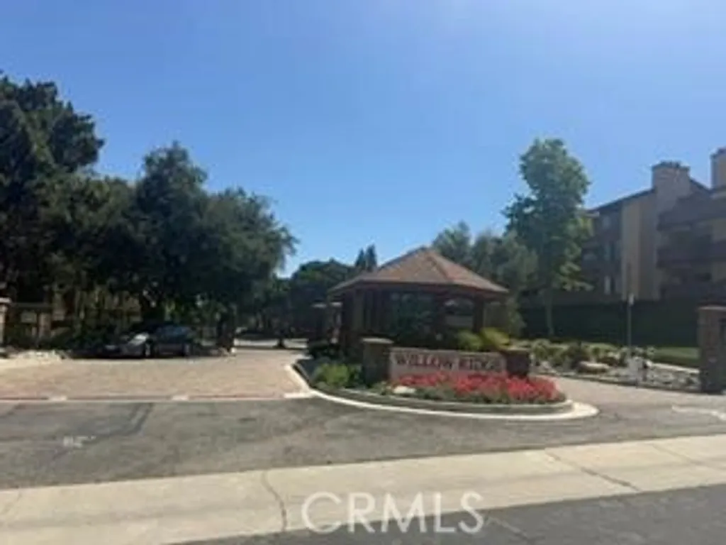 Additional image 2 of 2500 E Willow St Unit 210, Signal Hill, CA 90755