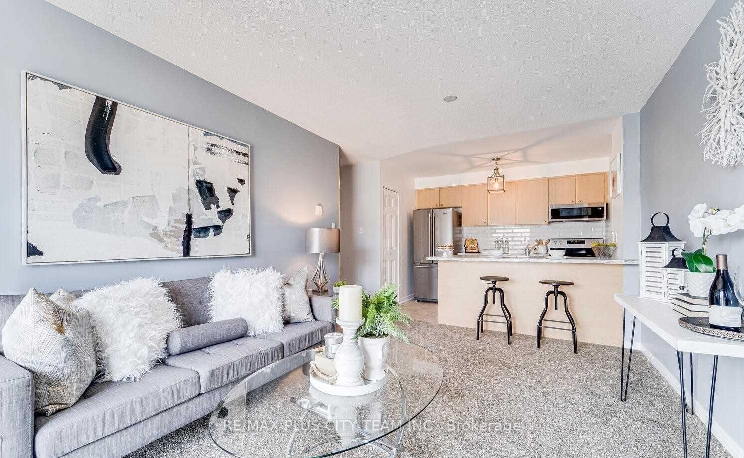 Additional image 4 of 201-94 Aspen Springs Drive, Clarington, ON, L1C 5N4