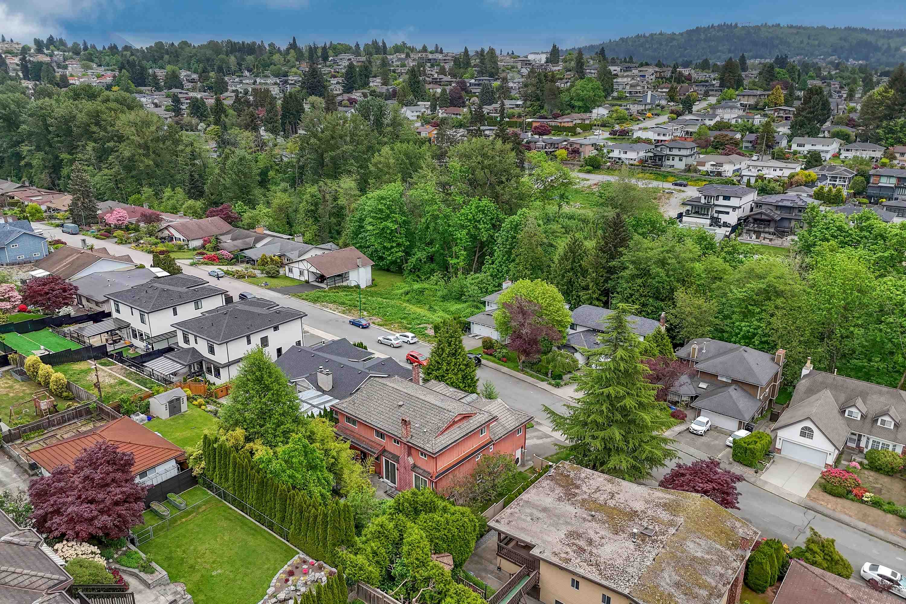 Additional image 5 of 5460 Braelawn Drive, Burnaby, BC, V5B 4R7