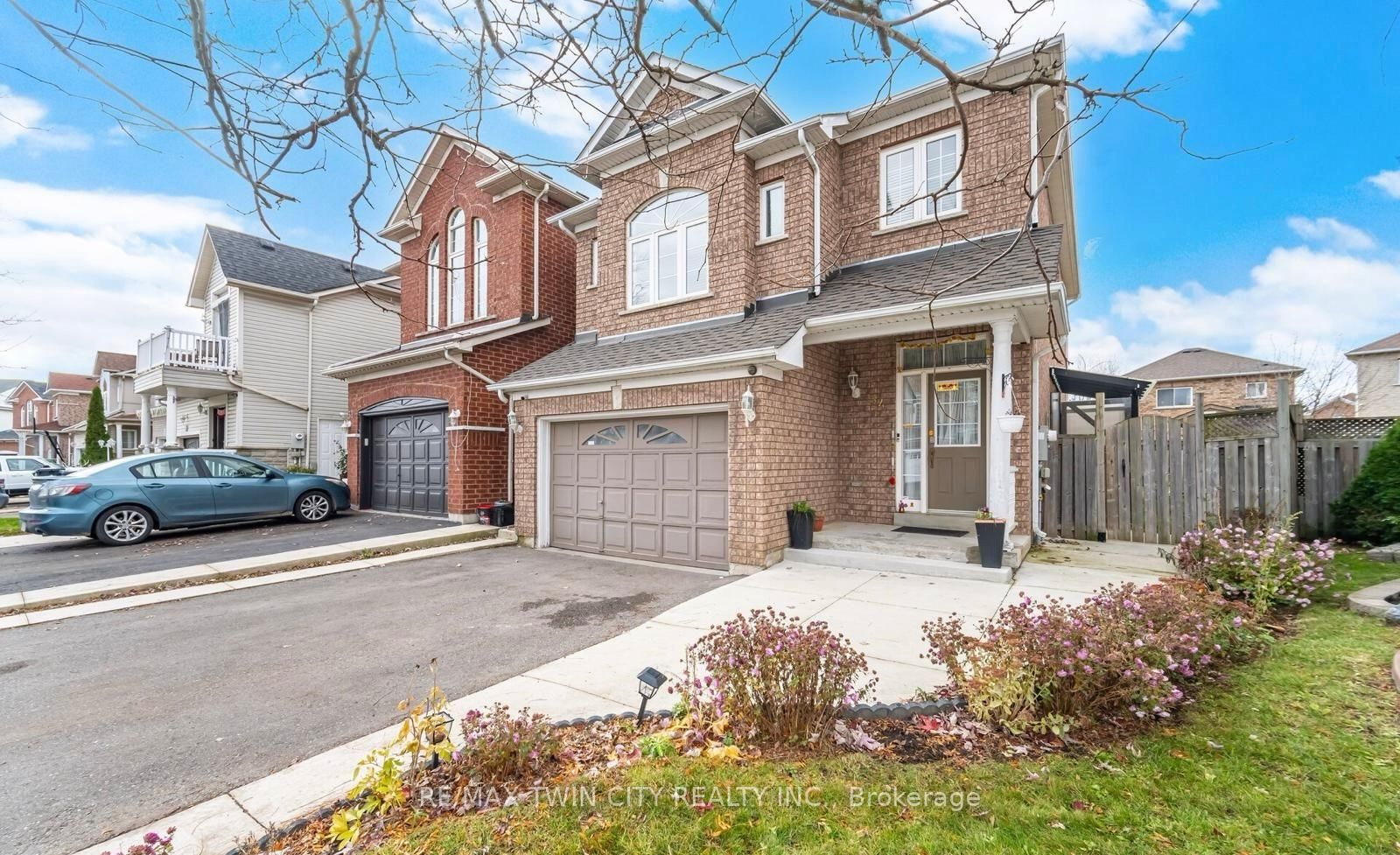 34 Bramoak Crescent, Brampton, ON, L7A 1T6 photo 3