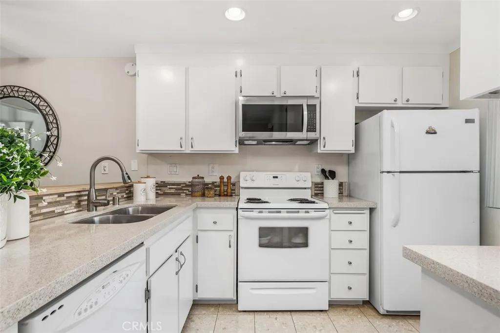 Additional image 56 of 204 Pineview, Irvine, CA 92620