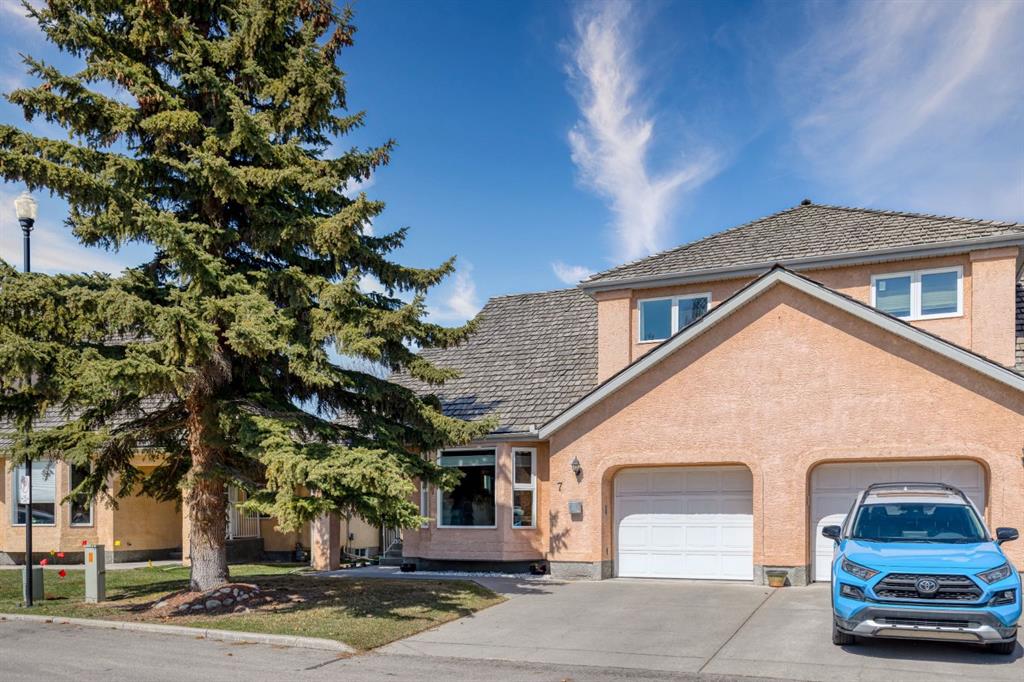 7-26 Quigley Drive, Cochrane, AB, T4C 1M2