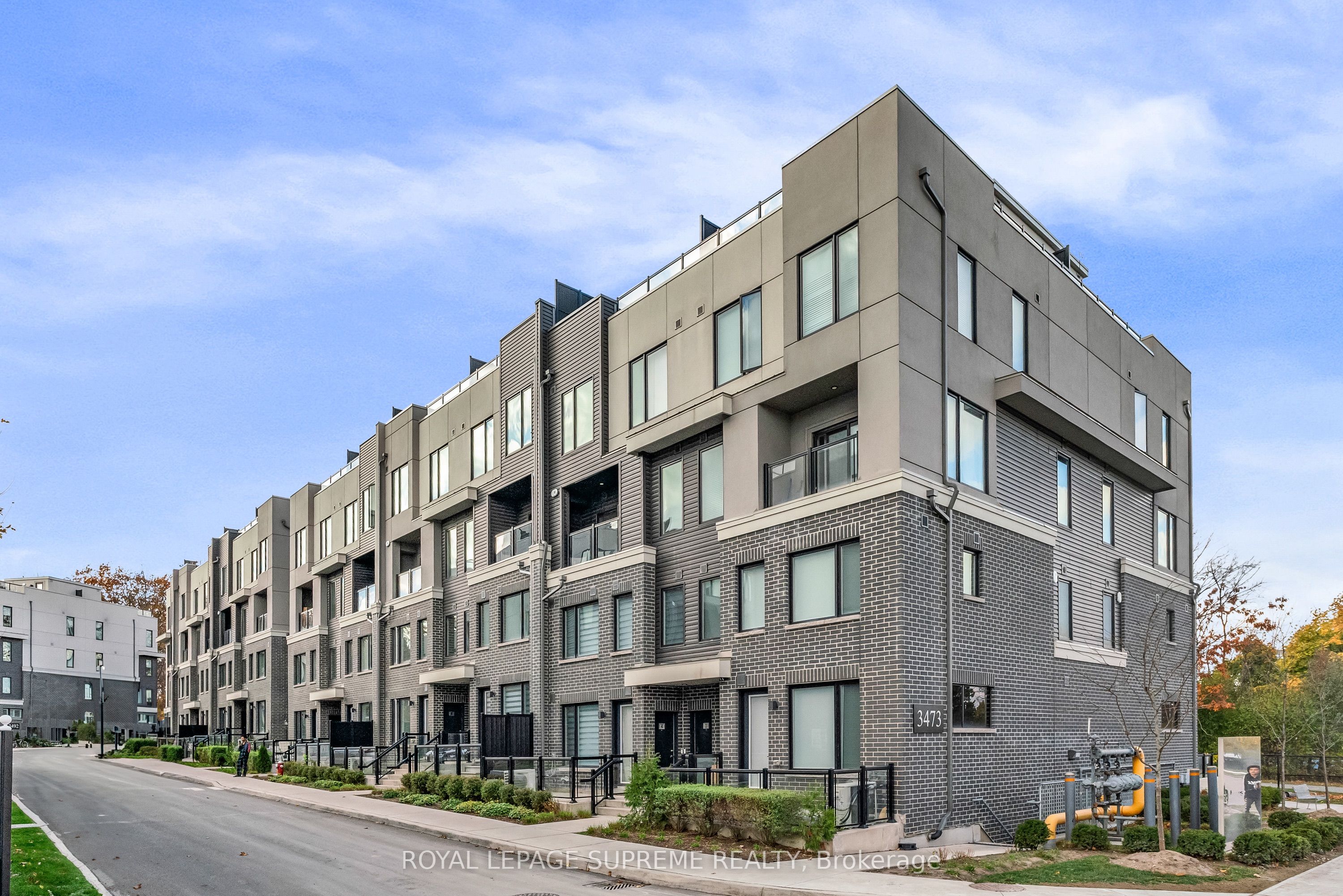 5-3473 Widdicombe Way, Mississauga, ON, L5L 2M5