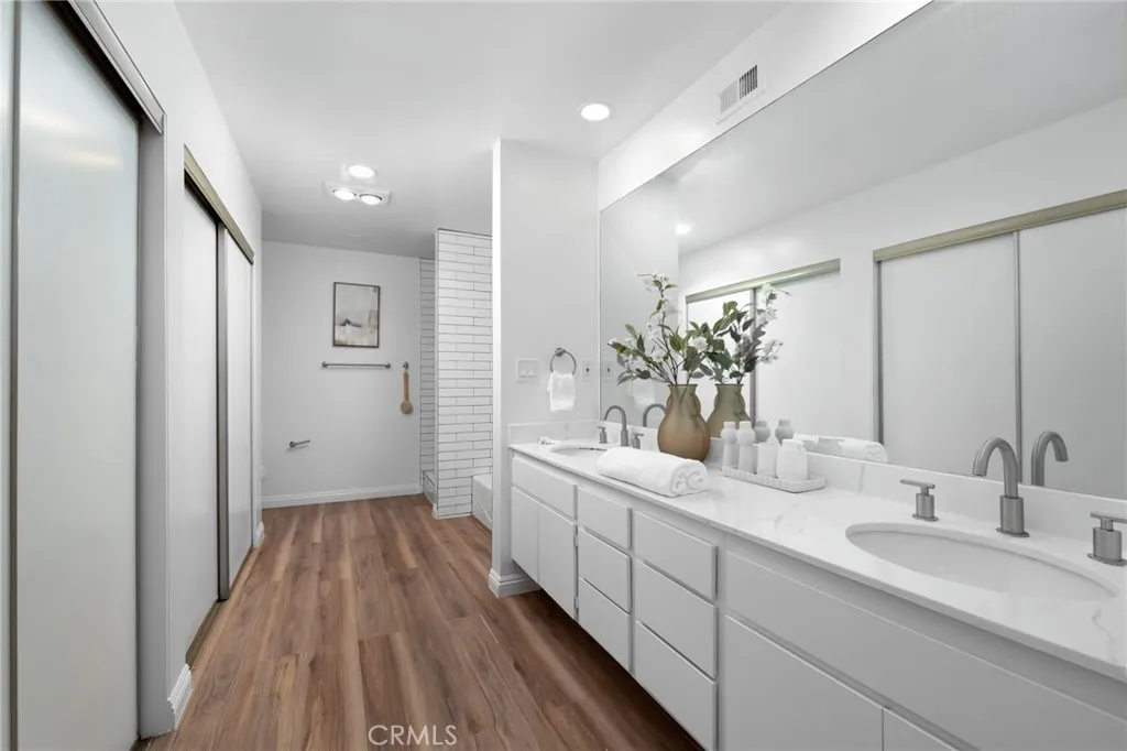 Additional image 36 of 300 S Reno Street Unit 303, Los Angeles, CA 90057