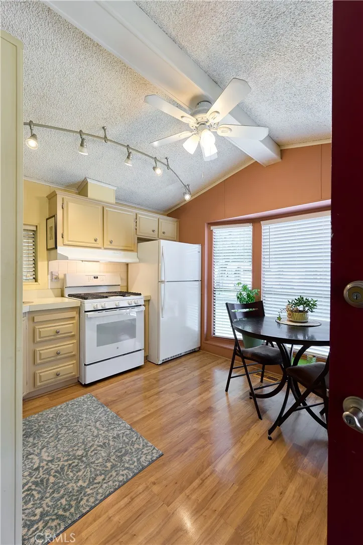 Additional image 58 of 567 E Lassen Ave Unit 220, Chico, CA 95973
