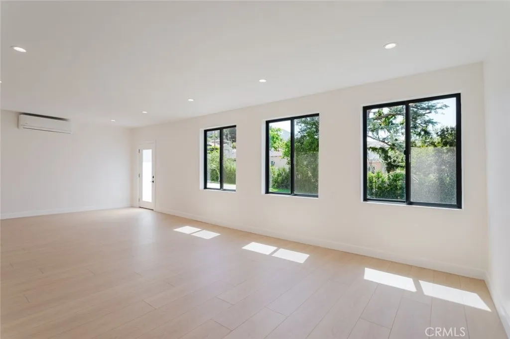 Additional image 67 of 941 Sherlock Drive, Burbank, CA 91501