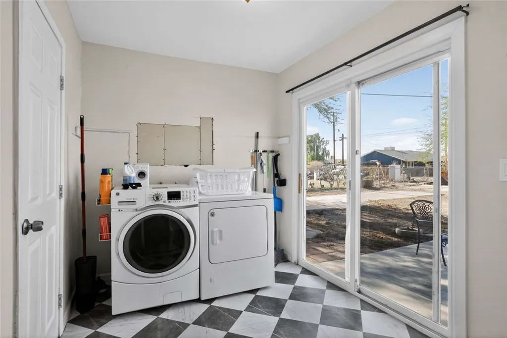 Additional image 2 of 186 E Bonita Street, Calipatria, CA 92233