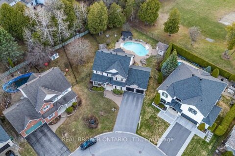 Additional image 8 of 32 Feldspar Crescent, Ottawa, ON, K2S 1Y3