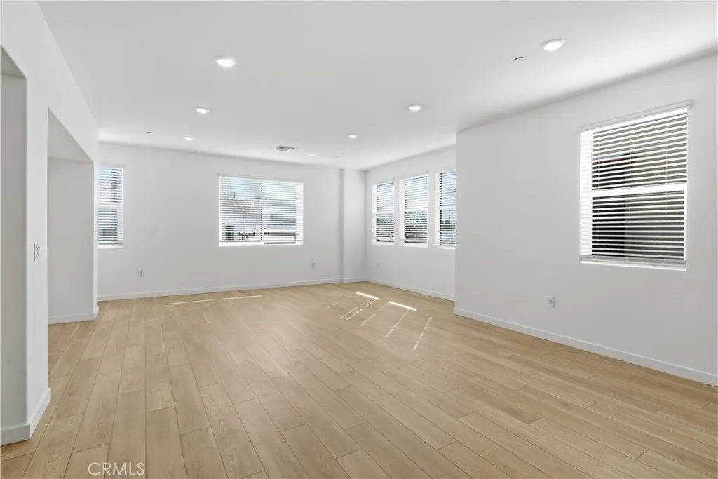 Additional image 33 of 9324 Via Azul, Pico Rivera, CA 90660