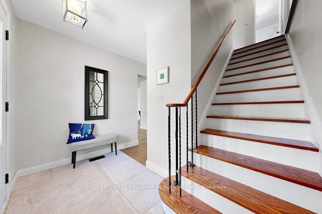 Additional image 4 of 1059 Sierra Boulevard, Mississauga, ON, L4Y 2E3