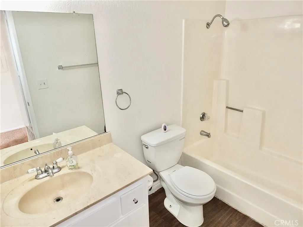 Additional image 77 of 12121 Centralia Street Unit 206, Lakewood, CA 90715