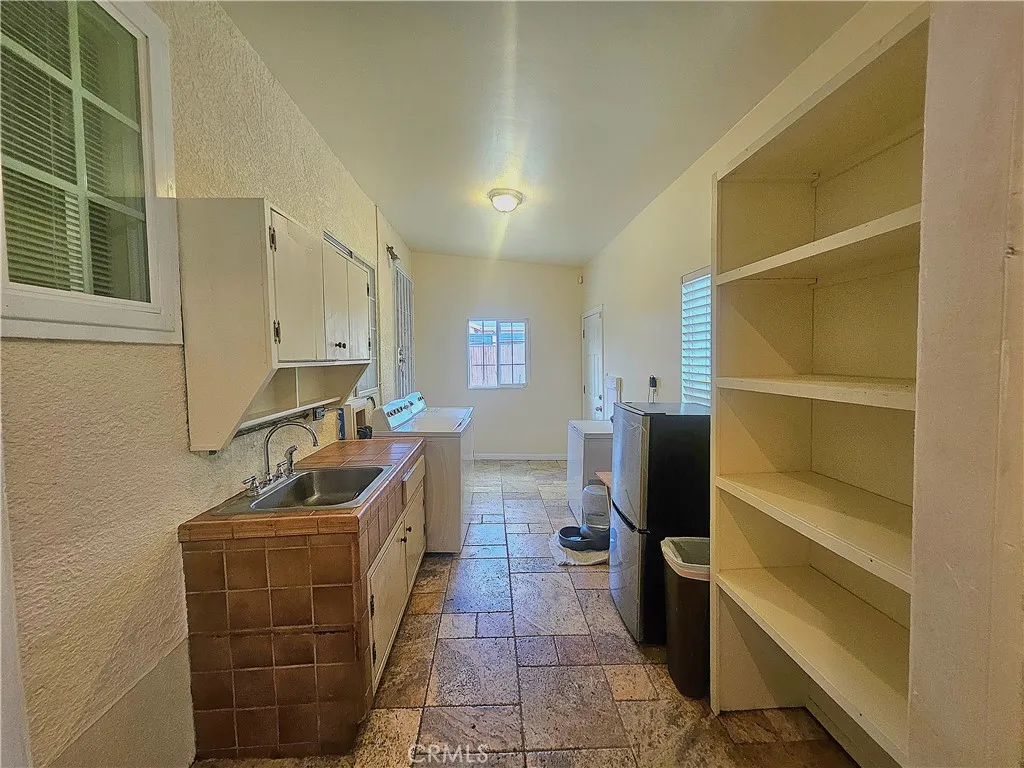 Additional image 108 of 2330 Saint Joseph Ave, Long Beach, CA 90815