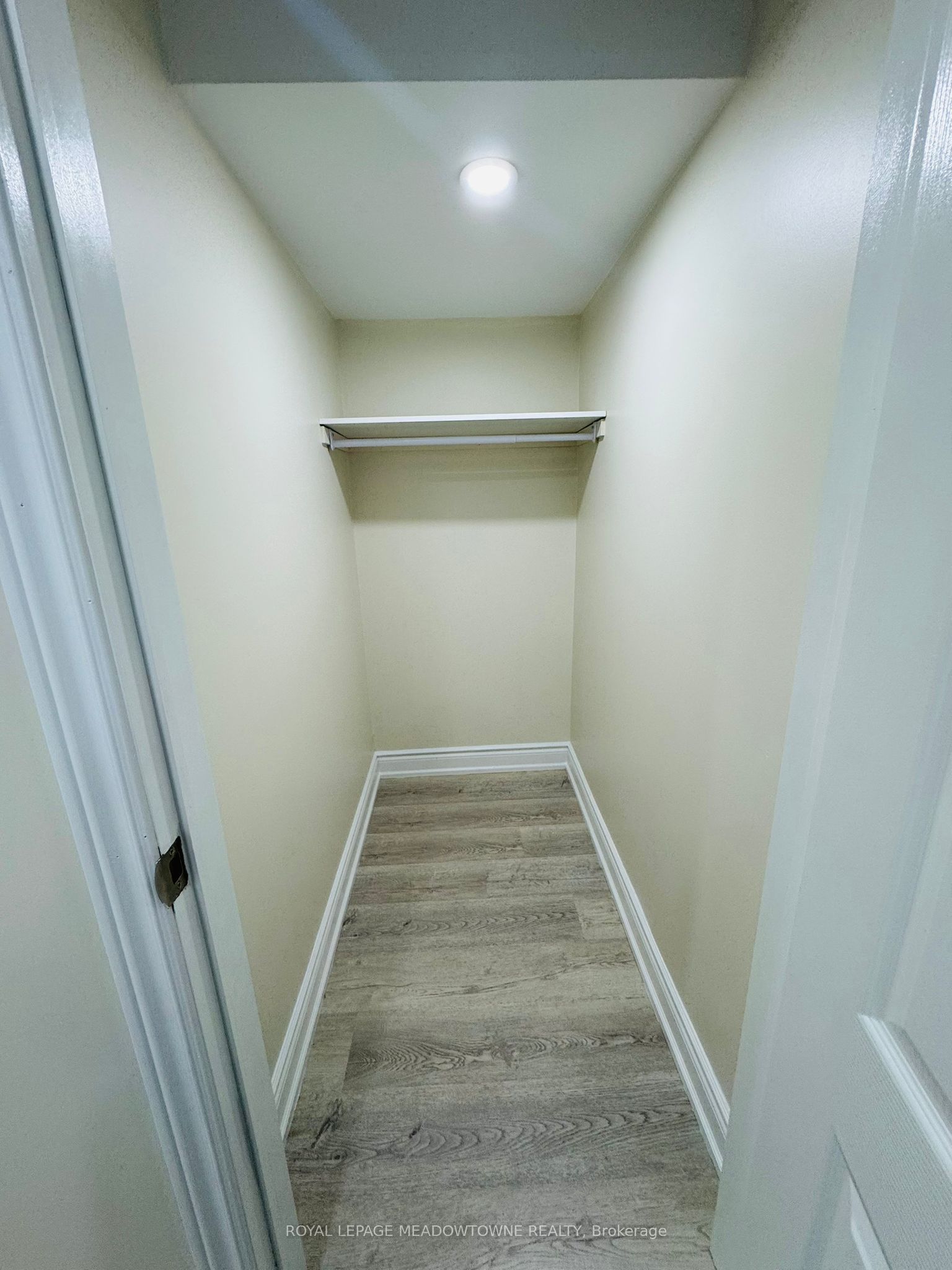 Additional image 3 of BSMT-973 Ledbury Crescent, Mississauga, ON, L5V 2R3