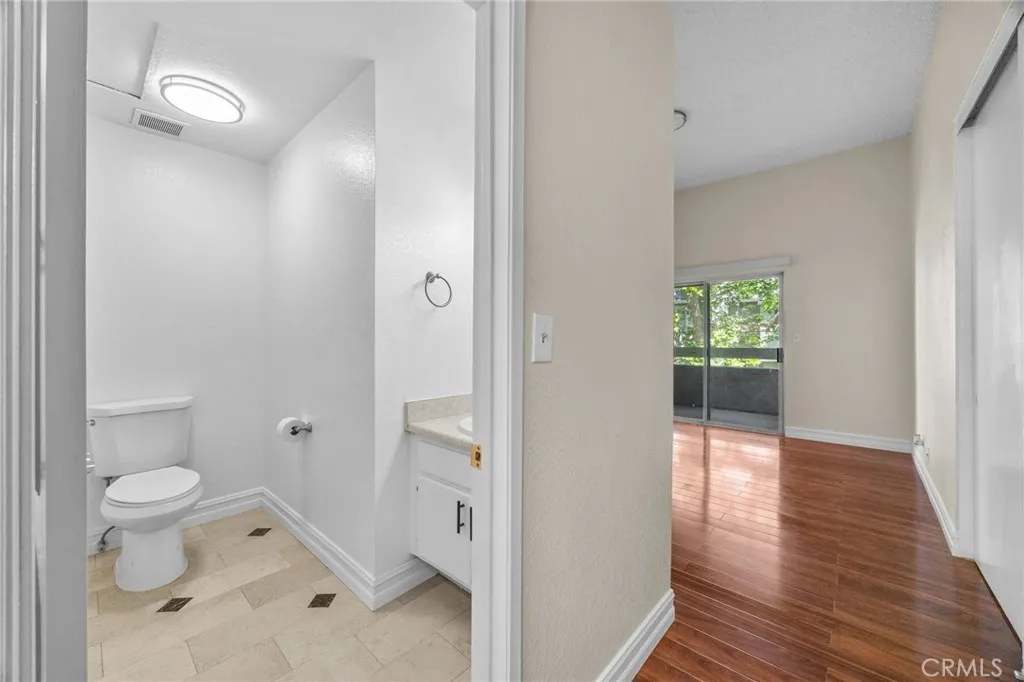 Additional image 43 of 174 W Walnut Ave Unit B, Rialto, CA 92376