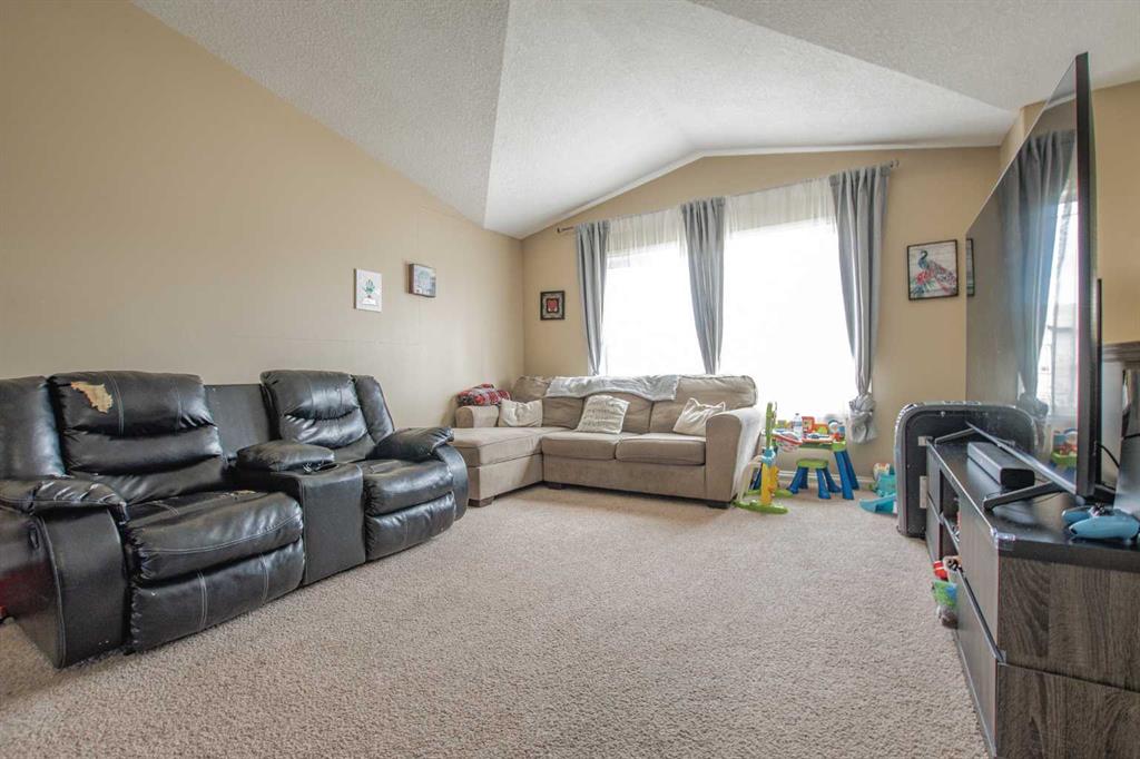 Additional image 4 of 12010 102 A Street, Grande Prairie, AB, T8V 0M7