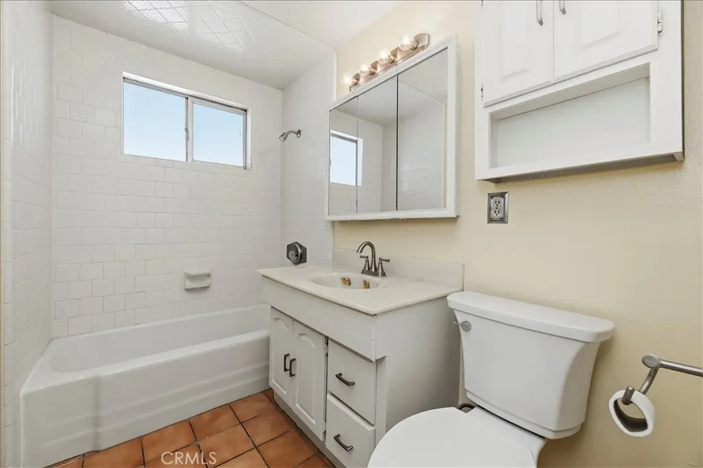 Additional image 39 of 305 E Citron Street, Corona, CA 92879