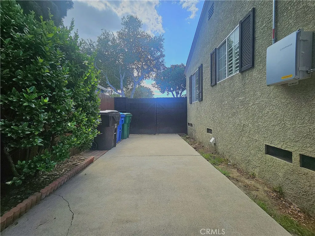 Additional image 92 of 2330 Saint Joseph Ave, Long Beach, CA 90815