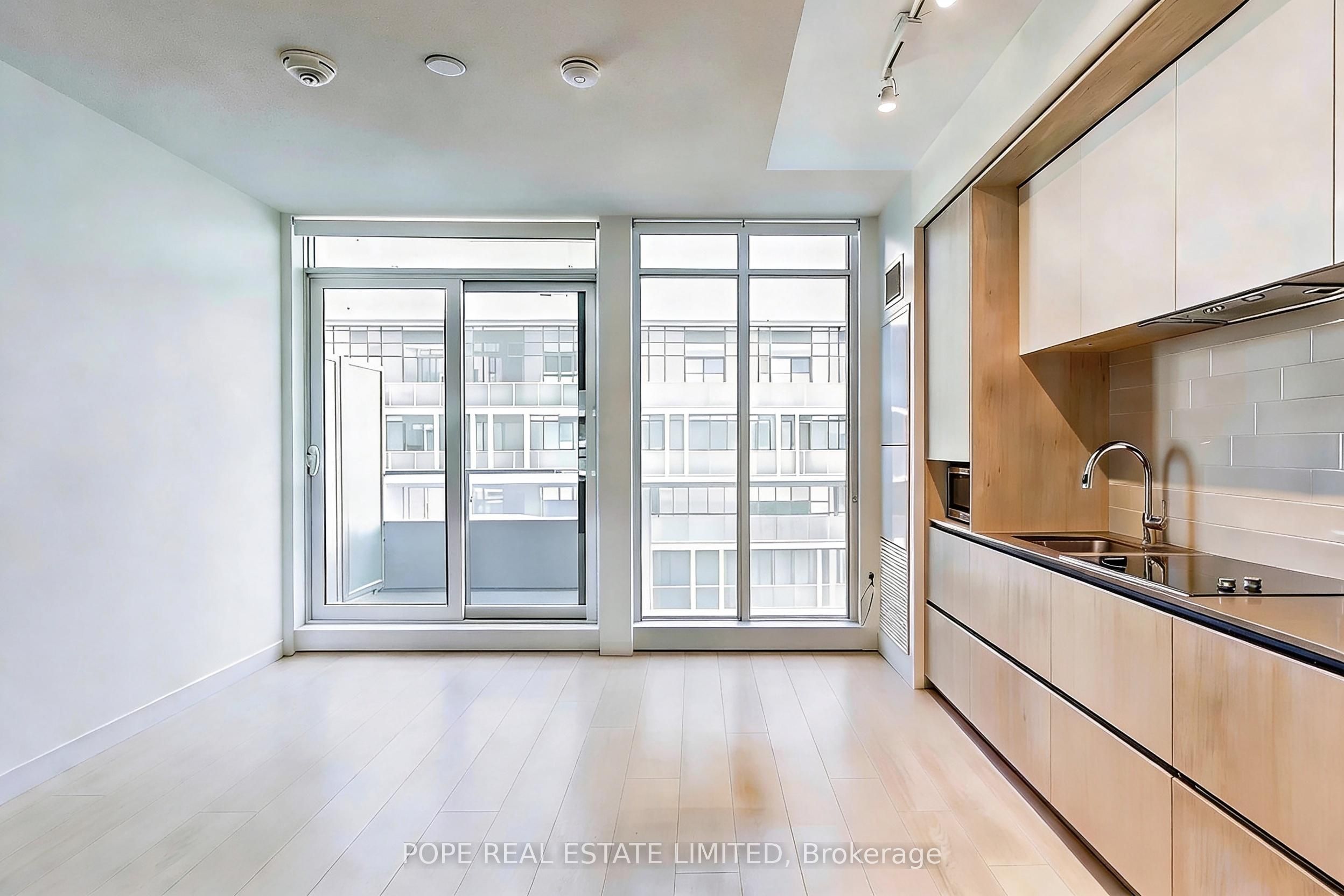 Additional image 5 of W1002-225 Sumach Street, Toronto, ON, M5A 0P8