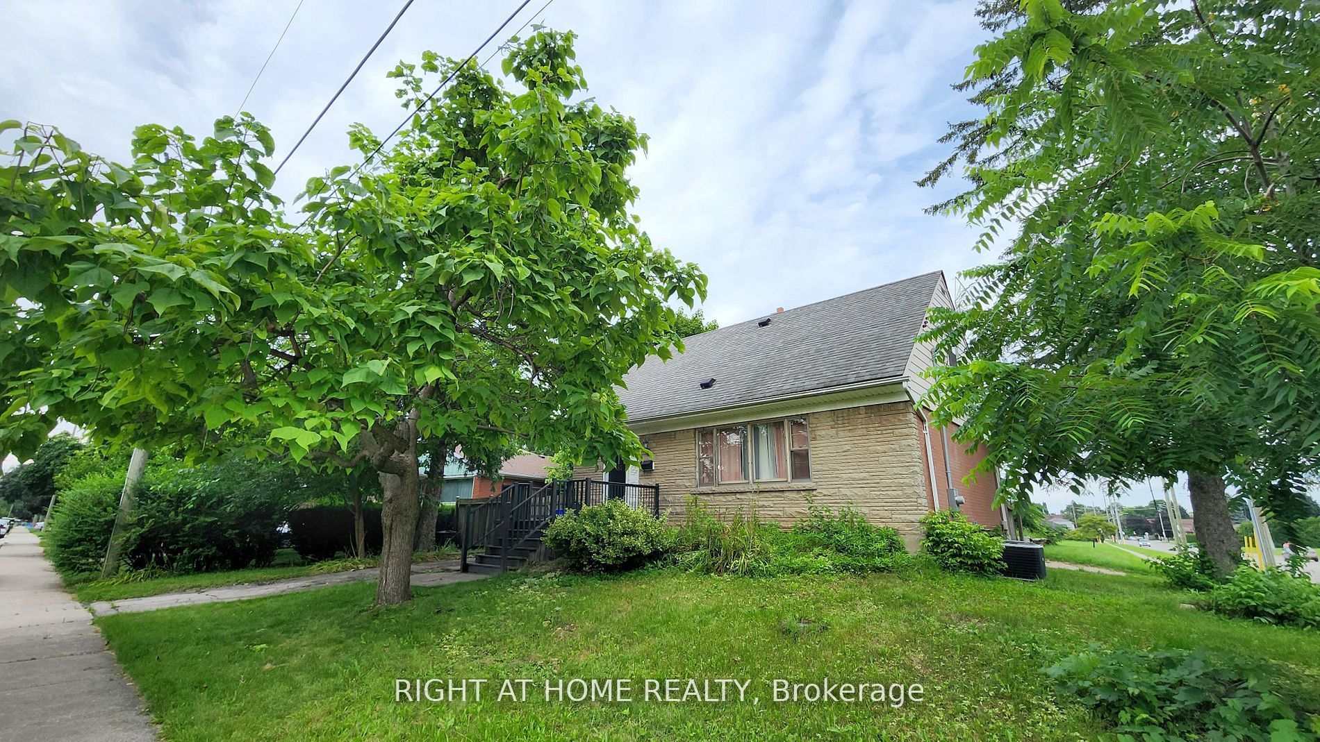 Additional image 2 of 87 Radford Street, Hamilton, ON, L8S 3E5