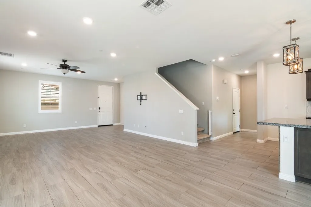 Additional image 12 of 4983 Oak Moss Ave, Fontana, CA 92336
