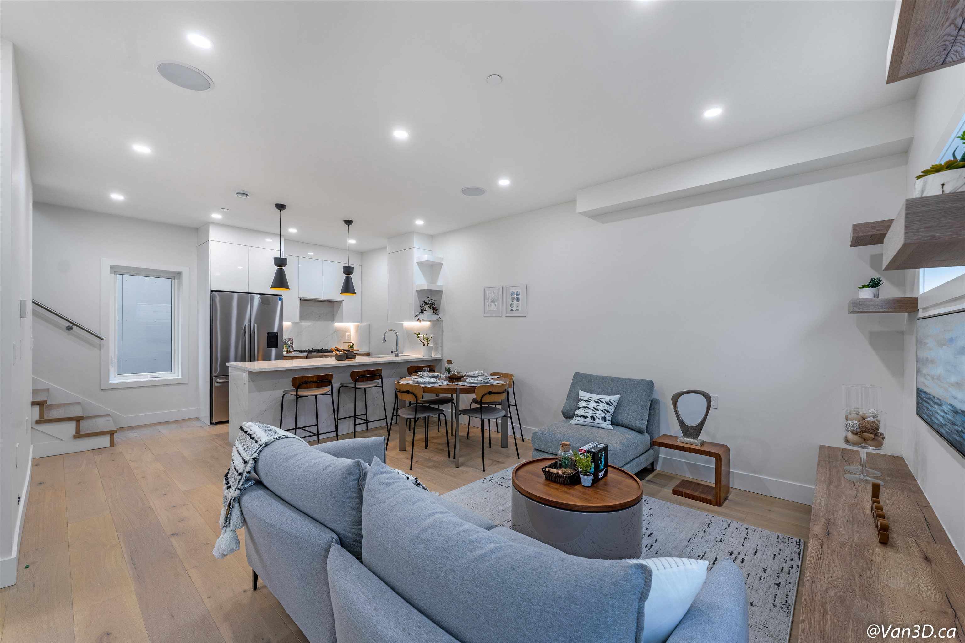 Additional image 4 of 2-369 16th Avenue E, Vancouver, BC, V5T 2T7
