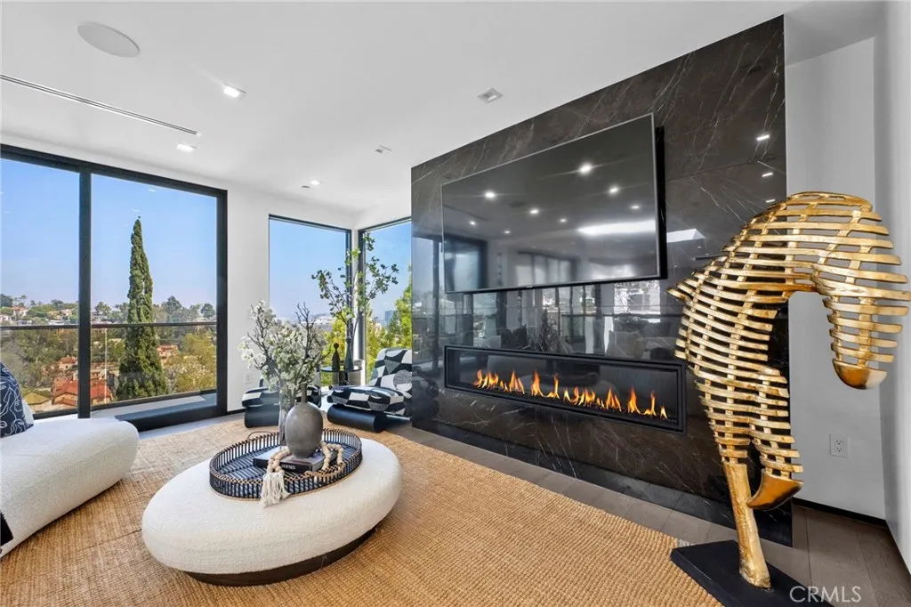 Additional image 26 of 2033 Glencoe Way, Los Angeles, CA 90068