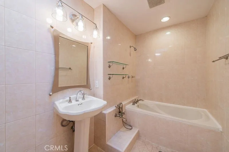 Additional image 54 of 3062 Via Serena S Unit D, Laguna Woods, CA 92637