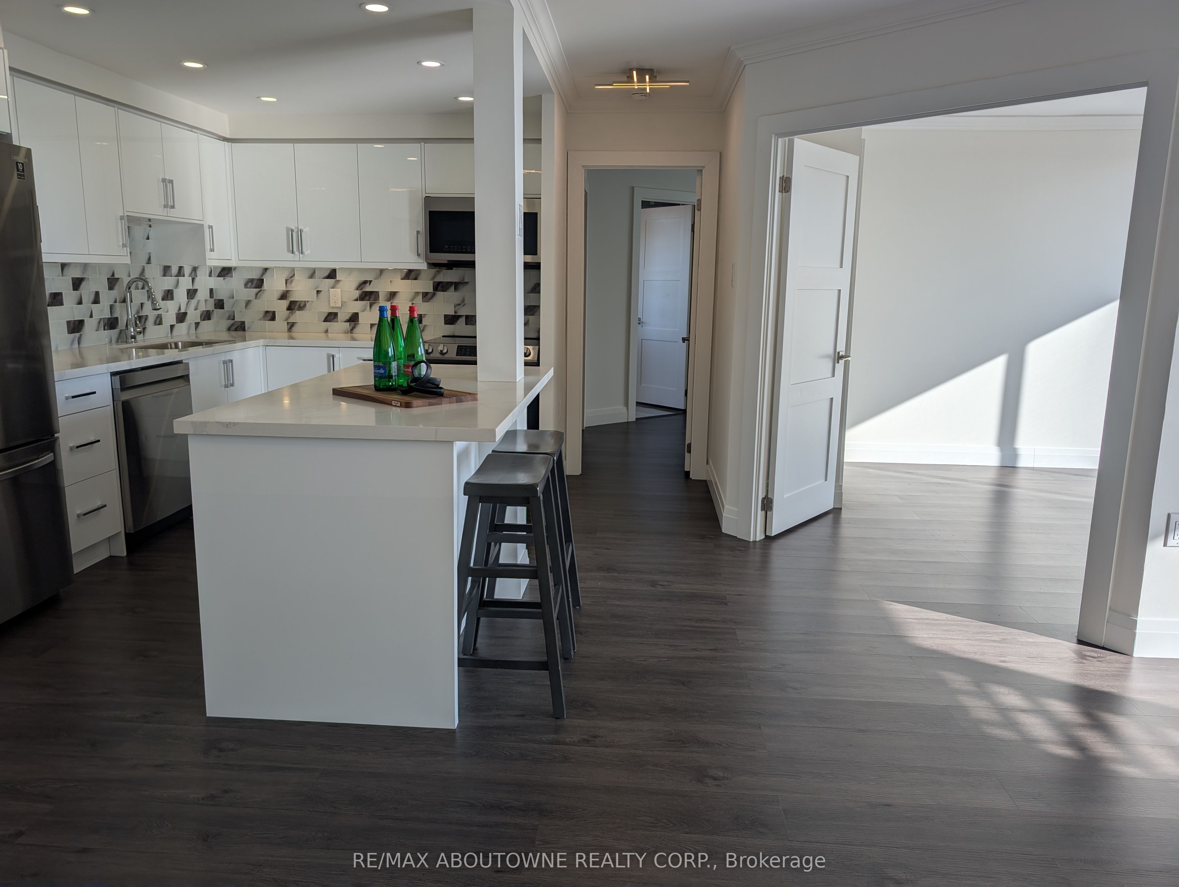 Additional image 4 of 903-1110 Walden Circle, Mississauga, ON, L5J 4R3