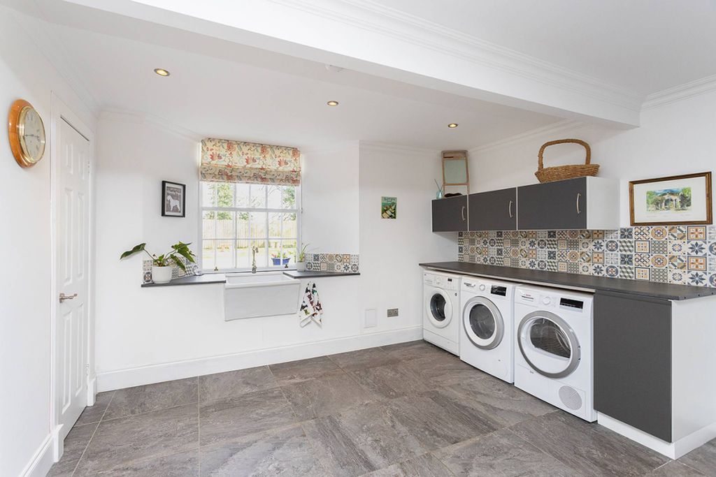 Additional image 9 of 5 bed detached house for saleMill Road, Clackmannan, Clackmannanshire FK10