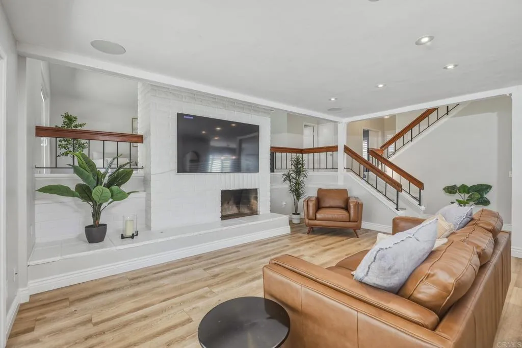 Additional image 71 of 11120 Forestview Lane, San Diego, CA 92131