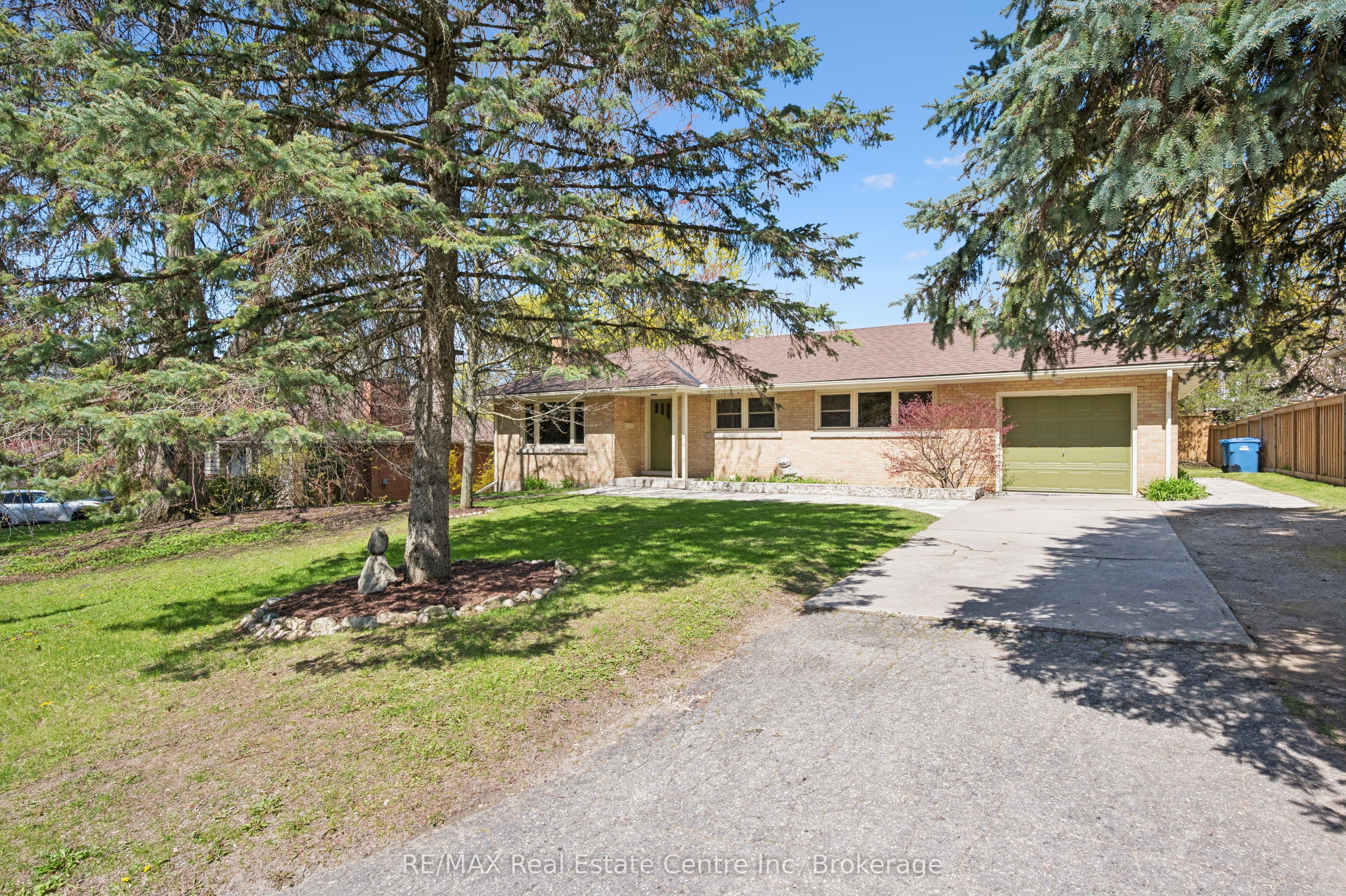 Additional image 4 of 8 Harcourt Drive, Guelph, ON, N1G 1J6
