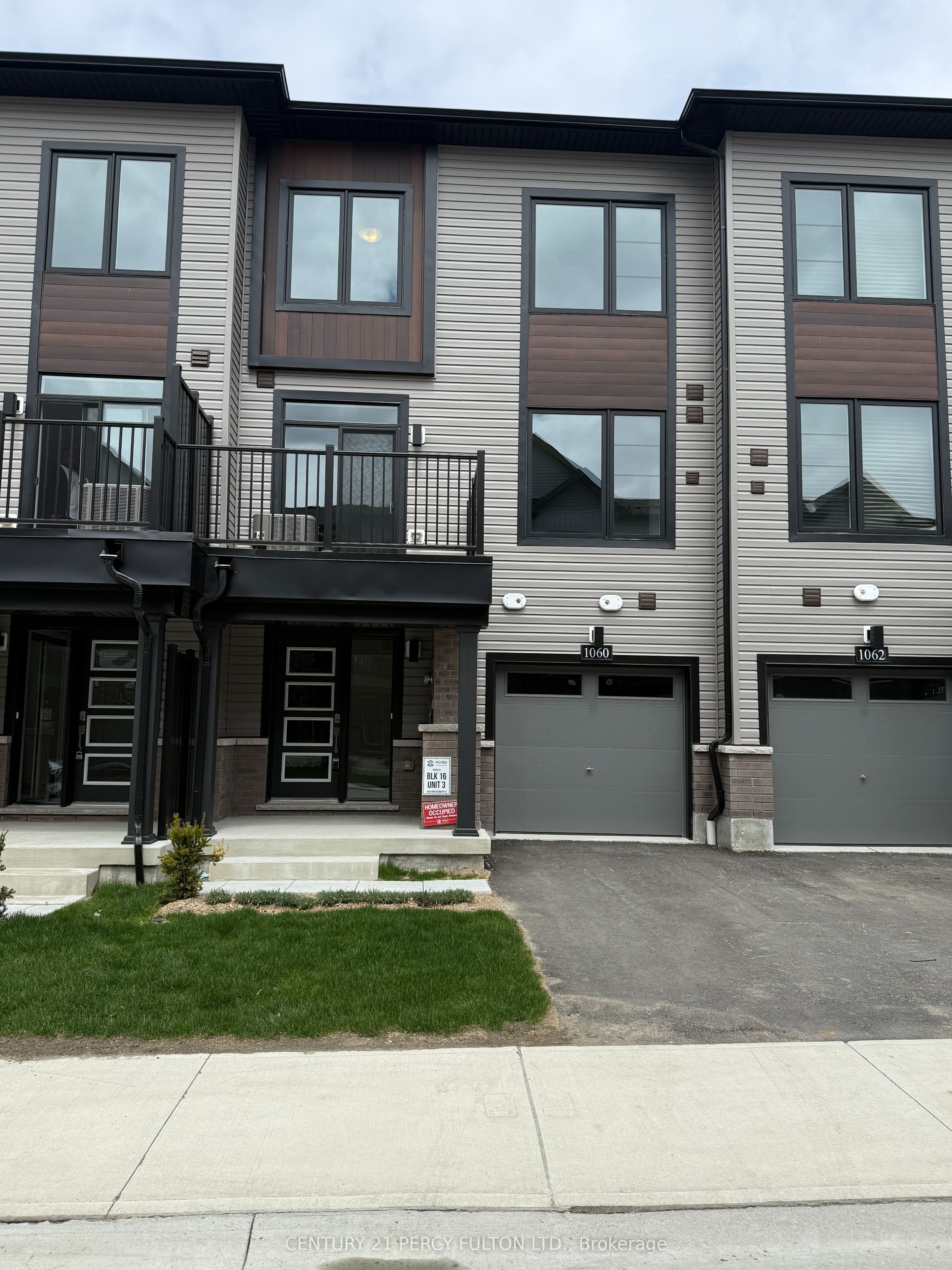 1060 Honeycomb Path, Oshawa, ON, L1H 8L7