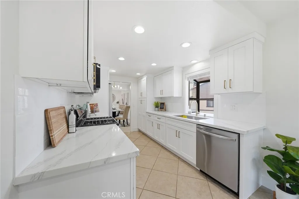 Additional image 70 of 1491 W Lambert Rd, La Habra, CA 90631