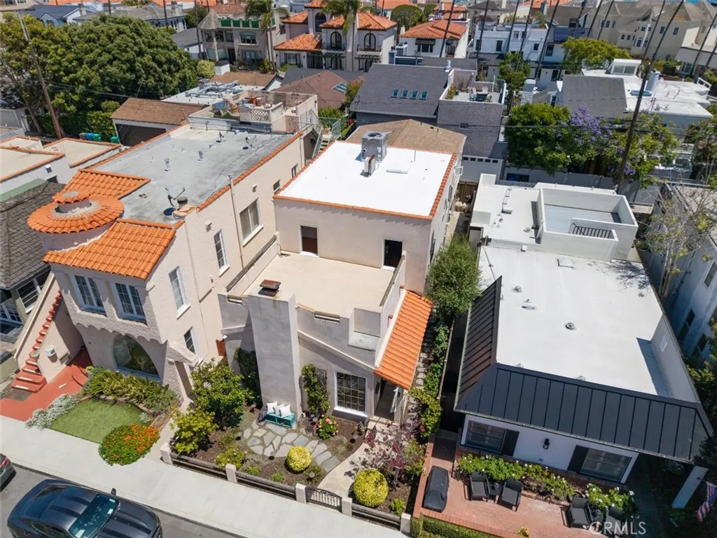 Additional image 32 of 24 Via Di Roma Walk, Long Beach, CA 90803