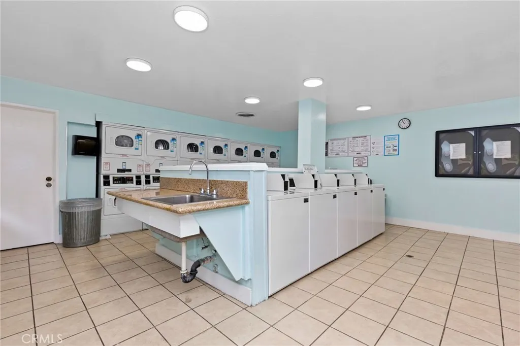 Additional image 34 of 1330 Cabrillo Park Dr Unit F, Santa Ana, CA 92701