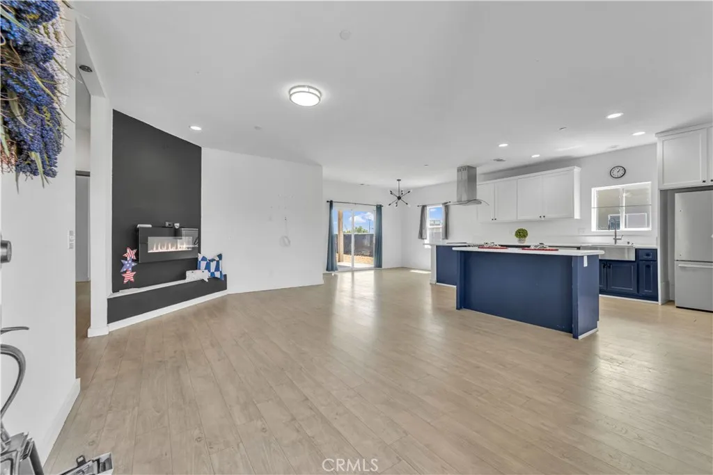 Additional image 32 of 21324 79th St, California City, CA 93505