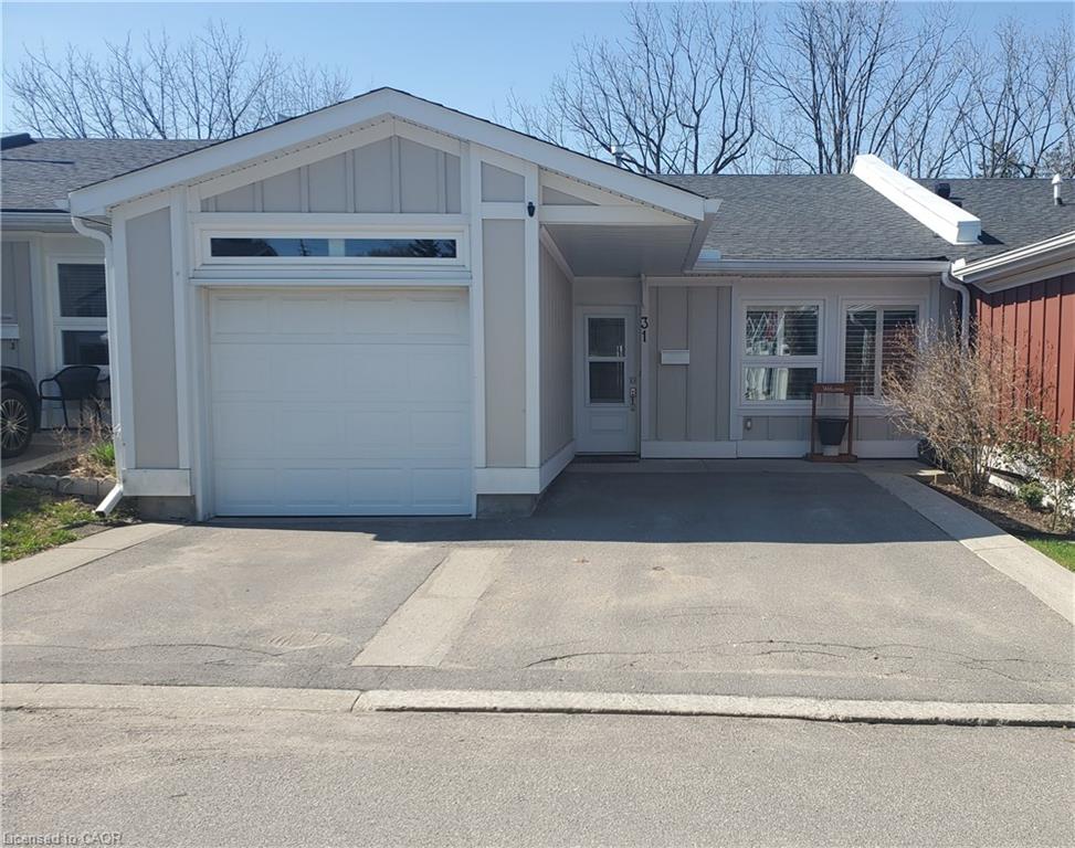31 Bishop Tonnos Way, Hamilton, ON, L9B 2L7