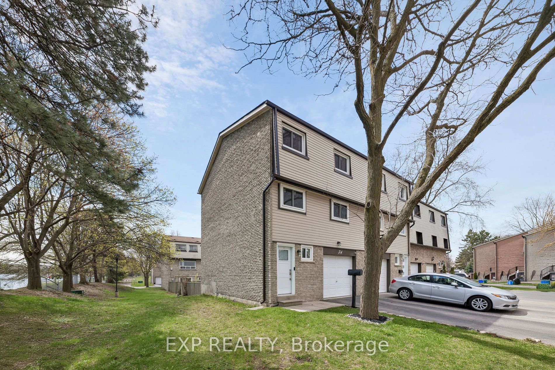 74-1945 Denmar Road, Pickering, ON, L1V 3E2 photo 2