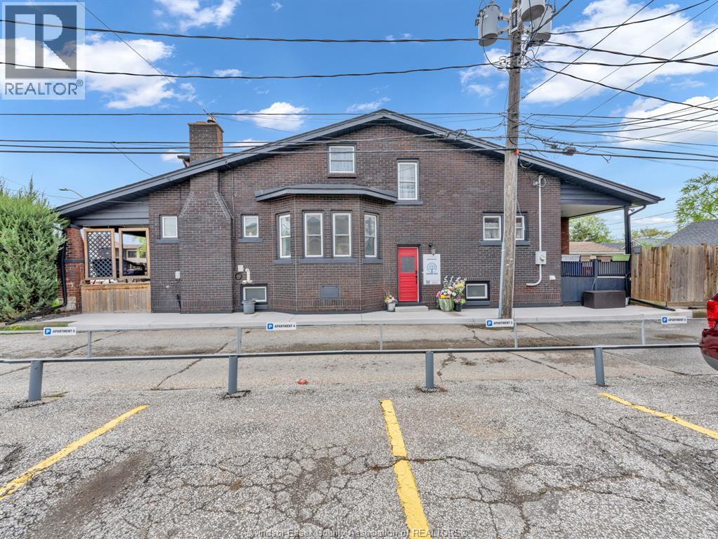 Additional image 2 of LOWER UNIT-1029 Parent , Windsor, ON, N9A2E4