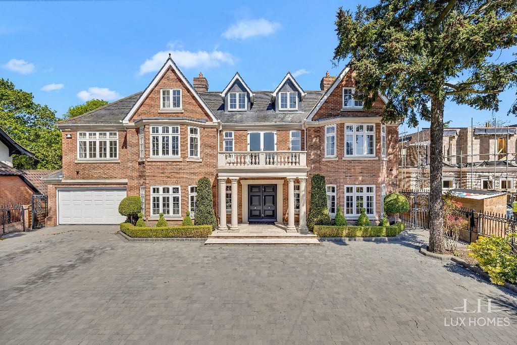 7 bed detached house for saleParkstone Avenue, Emerson Park RM11