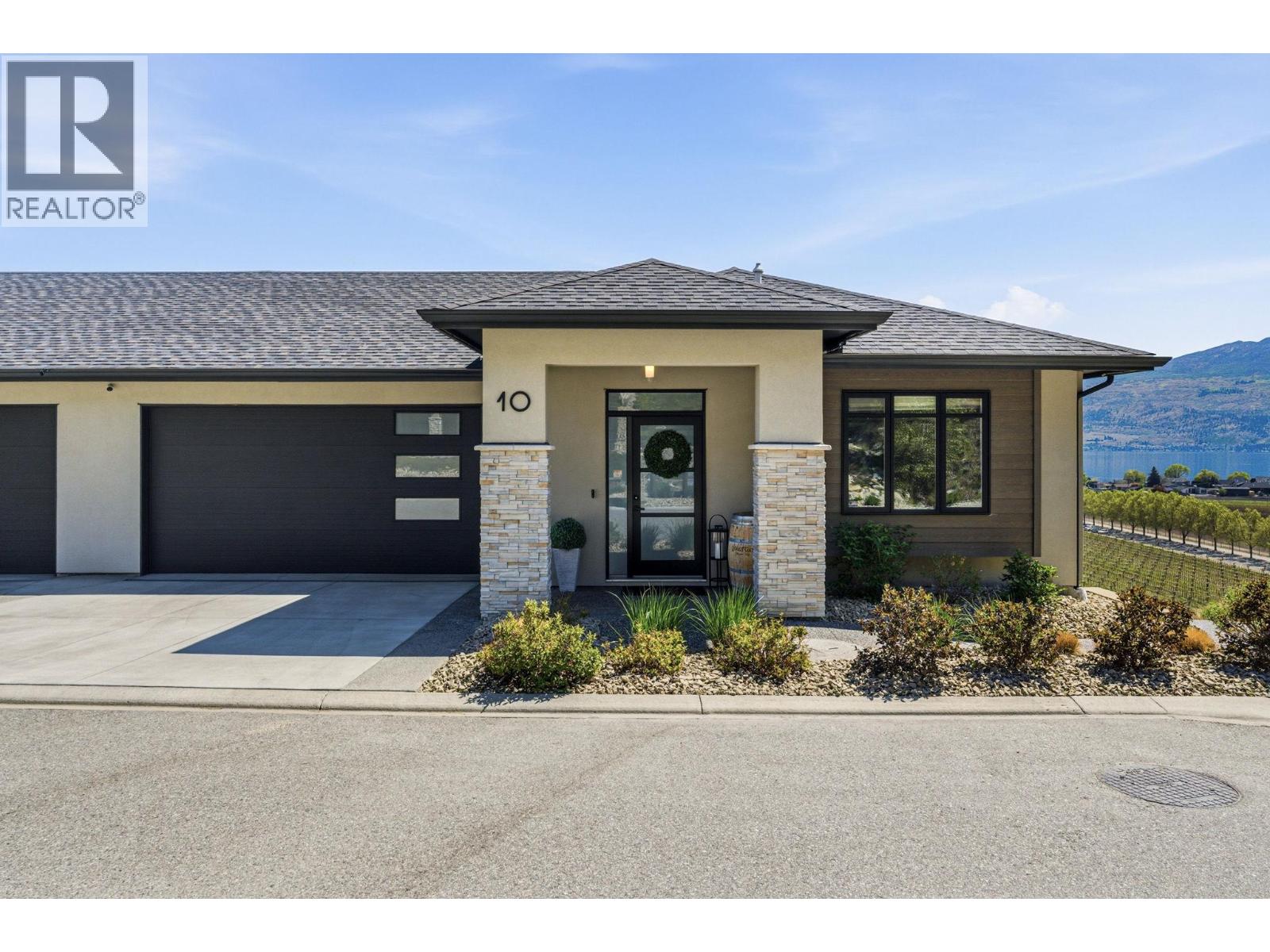 Additional image 2 of 10-1600 Goldenview Drive, West Kelowna, BC, V4T1Y7