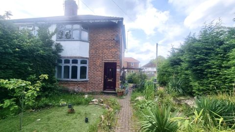 Wesley Place NG9, Semi-detached house to rent