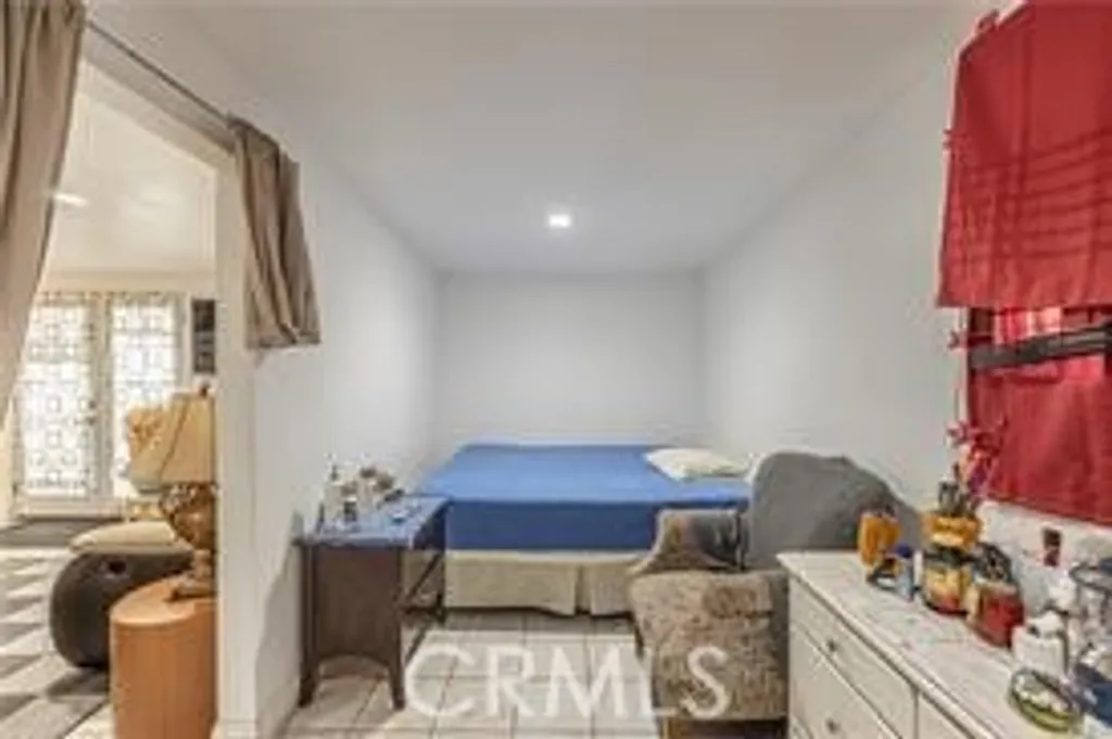 Additional image 20 of 11625 Gladstone Avenue, Sylmar, CA 91342