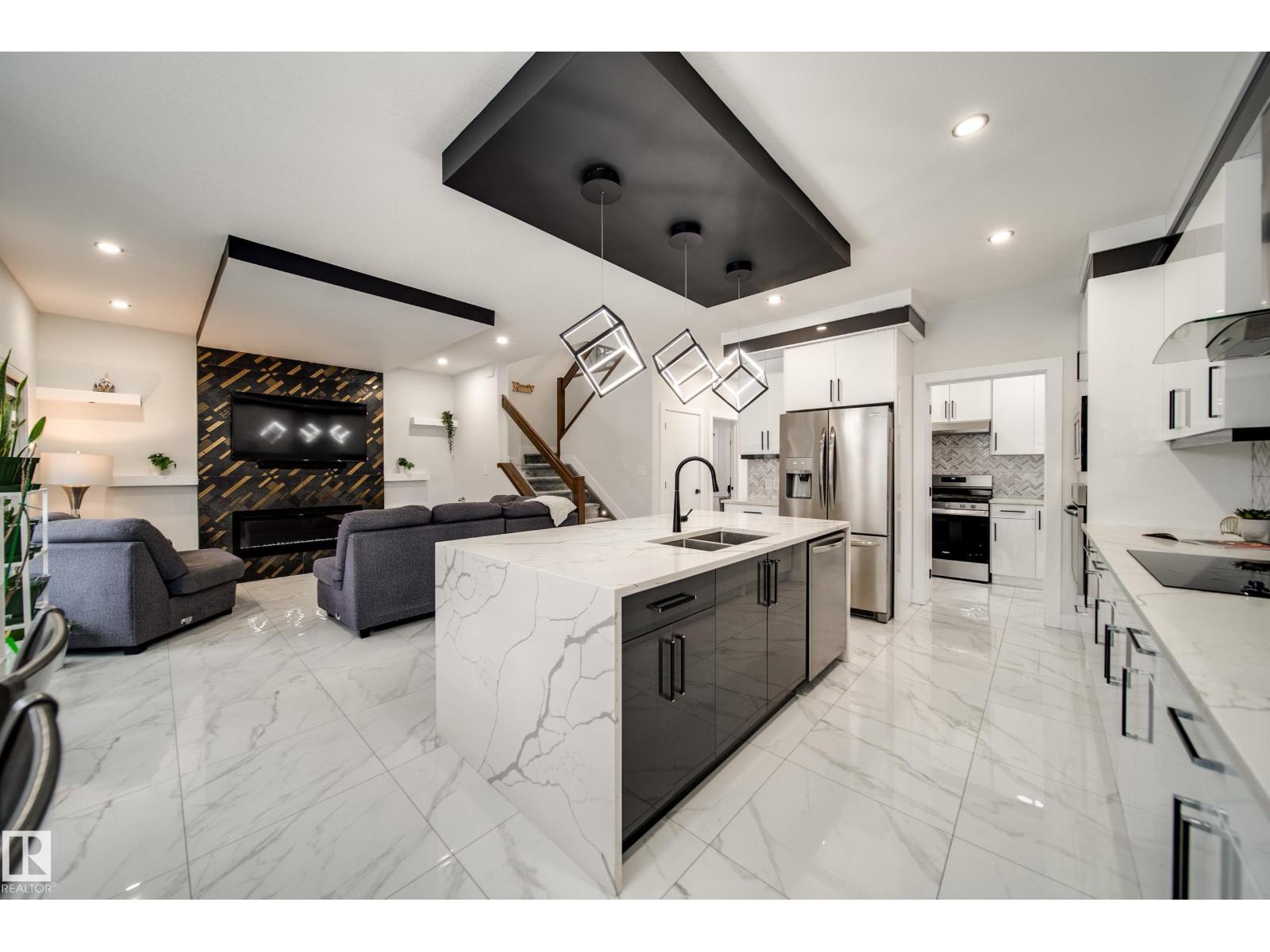 Additional image 2 of 6903 173 Avenue NW, Edmonton, AB, T5Z0W4